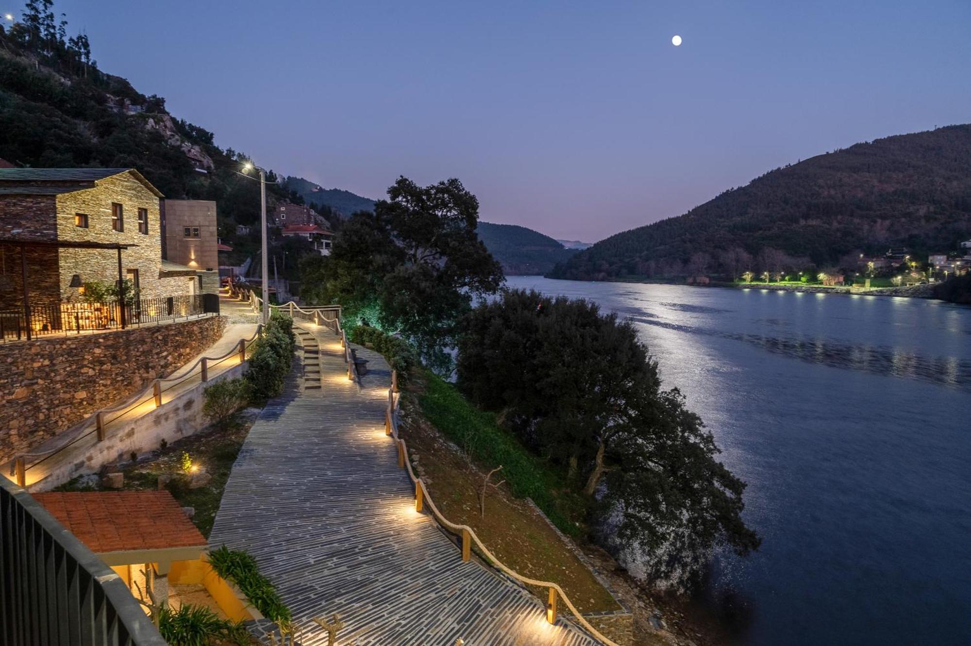 Dourwin - Riverside Suites - Adults Only Penafiel Exterior foto